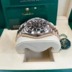 RLX Sky-Dweller 42mm 336935-0002/0006 Rose Gold Chocolate Dial Jubilee - Image 7