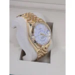 RLX Sky-Dweller 42mm 336938-0003/0006 Yellow Gold White Dial Jubilee - Image 4