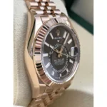 RLX Sky-Dweller 42mm 336935-0004/0008 Rose Gold Rhodium Dial Oyster - Image 11