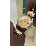 RLX Sky-Dweller 42mm 336933-0001/0002 Two-Tone Yellow Gold Champagne Dial Oyster - Image 8