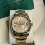 RLX Sky-Dweller 42mm 336938-0001/0004 Yellow Gold Champagne Dial Jubilee - Image 3