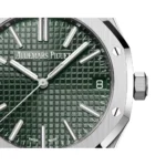 A&P ROYAL OAK Khaki Green Dial 41mm - Image 2